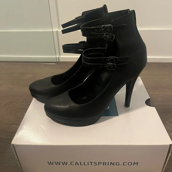 Call it Spring Drinnan Platform Heels Size 8.5 - Picture 4 of 4